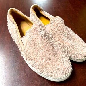 Cozy Women's Slip-On Shoes UGG Ricci Size 9
